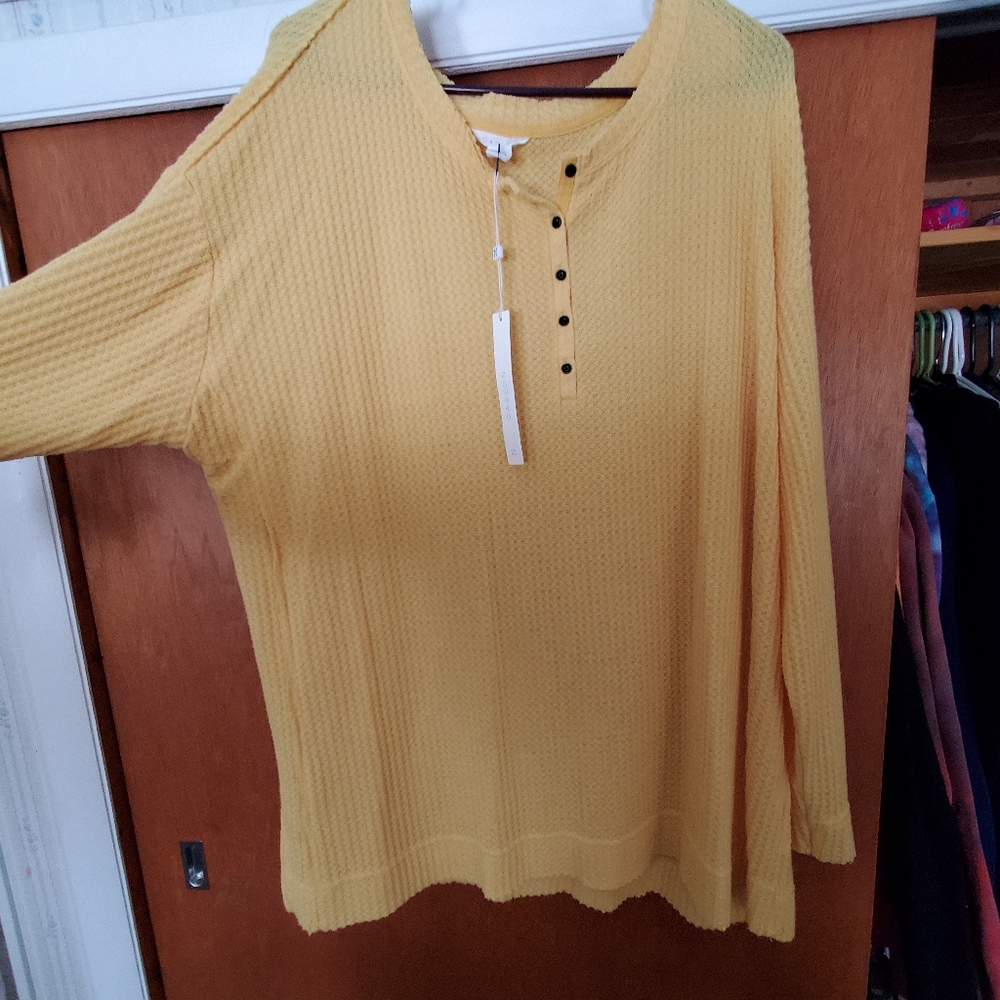 Light weight long sleeve shirt